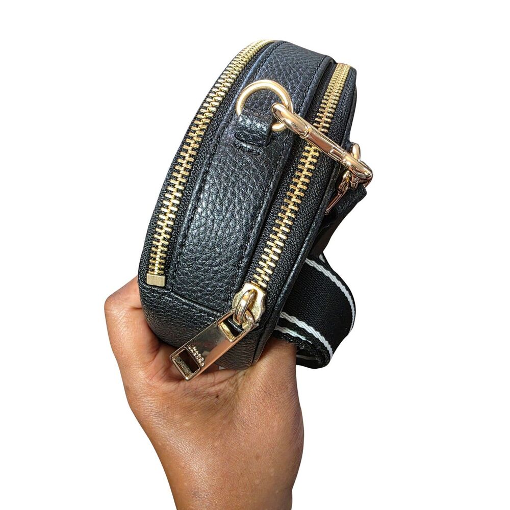 Marc Jacobs The Rewind Oval Crossbody Bag Black Pebbled Leather - Picture 3 of 4